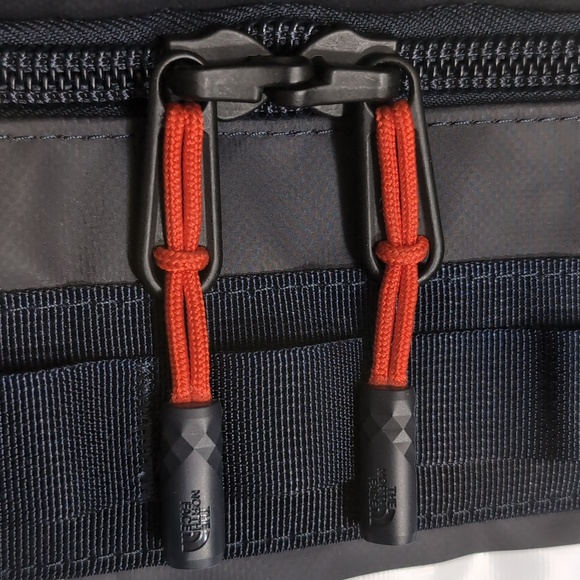 The North Face International Team USA Basecamp Duffel Bag/Backpack Navy - Large - Picture 7 of 16